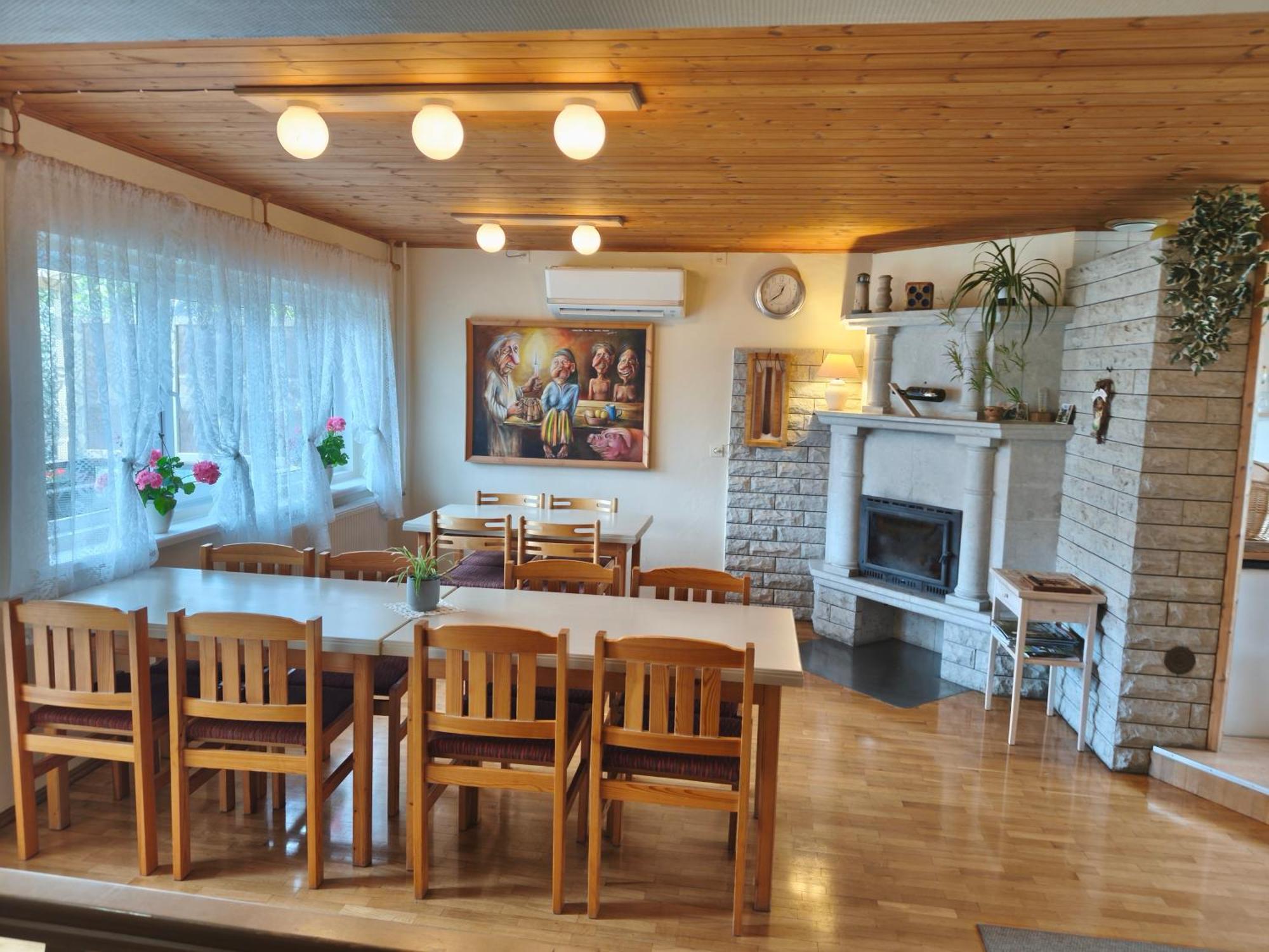 Pärna Guesthouse&Apartments Kuressaare Exteriör bild